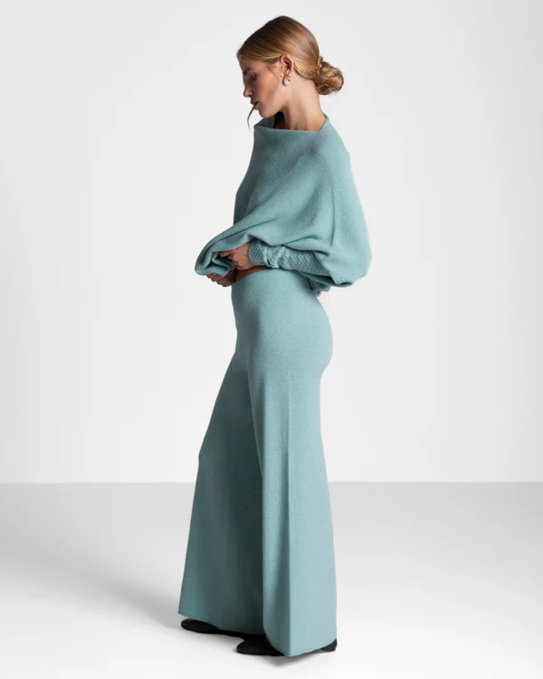 JS41-JAKI_Copyright–96_600x